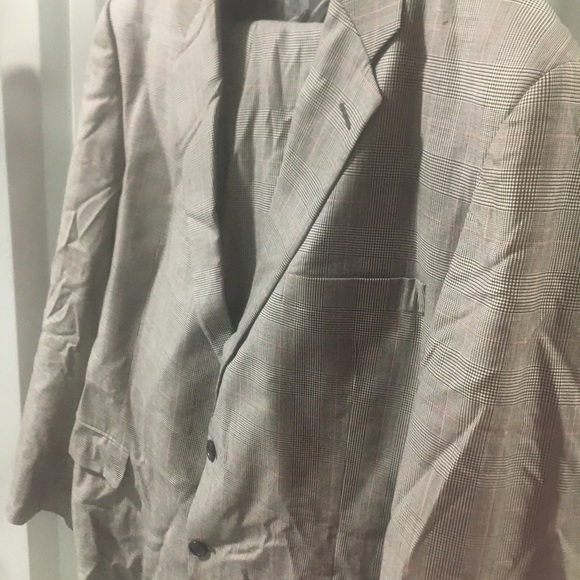 Hickey Freeman 2-piece suit - Picture 8 of 11